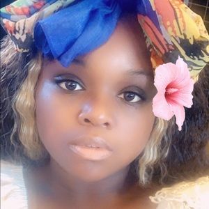 Meet your Posher, Alissa